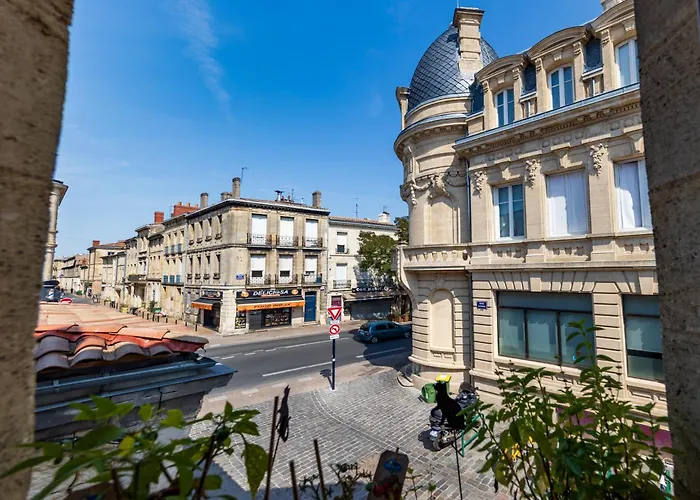 Plein Centre Duplex 公寓 *