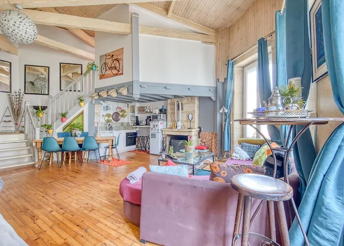 Plein Centre Duplex *